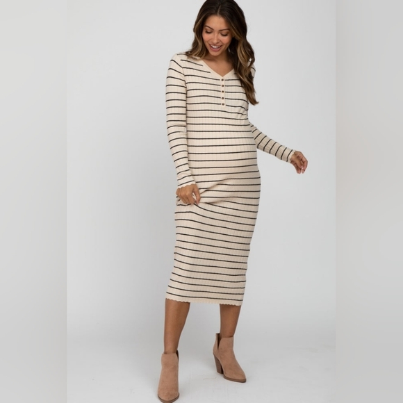 Pinkbkush Maternity Dress - Picture 1 of 6